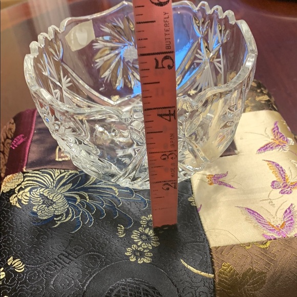 Elegant  Crystal Candy Dish - Picture 4 of 5